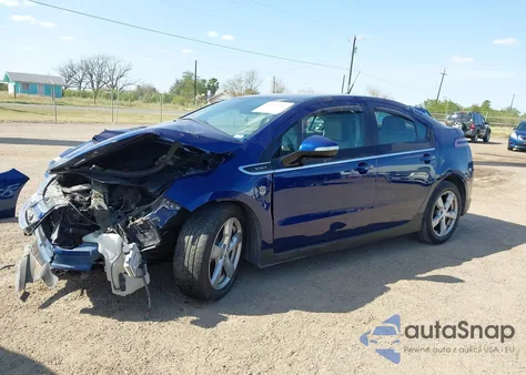 2013 Chevrolet Volt z USA, uszkodzony, nr VIN 1G1RB6E40DU126043